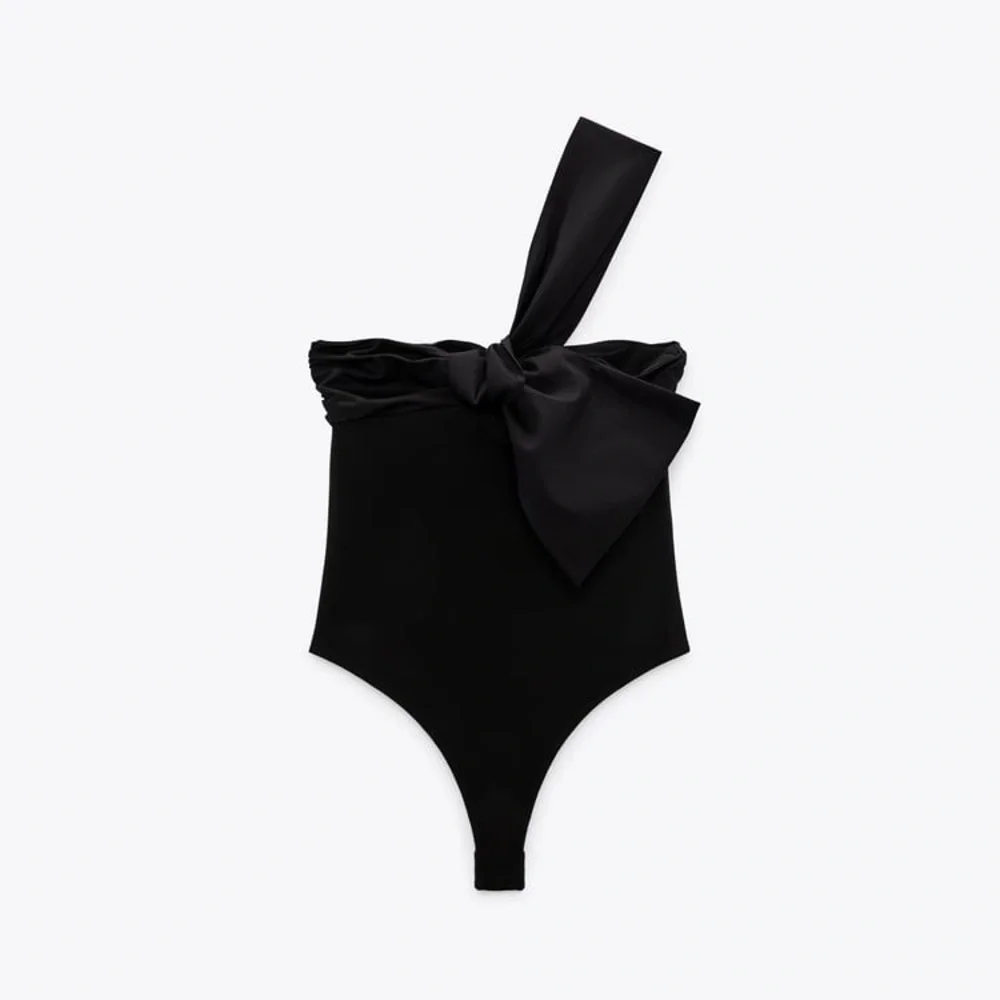 ASYMMETRICAL NECKLINE BODYSUIT - Picture 8 of 10